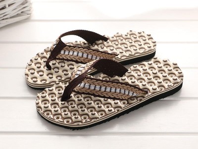 Fashion new factory direct sales on behalf of the casual beach drag massage slippers male in China图2