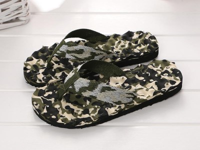 Fashion new factory direct sales on behalf of the casual beach drag massage slippers male in China图4