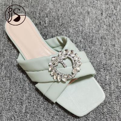New design custom fashion slippers 040