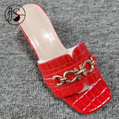 New design custom fashion slippers 049