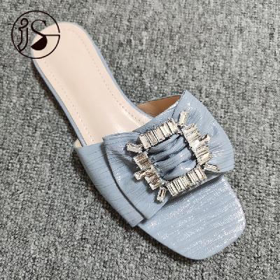 New design custom fashion slippers 057